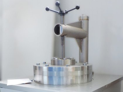 Pressure and crack testing