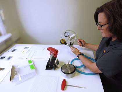 Force characteristic determination and pressure testing